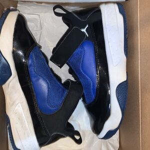 Boys size 13c blue and black Jordan’s.